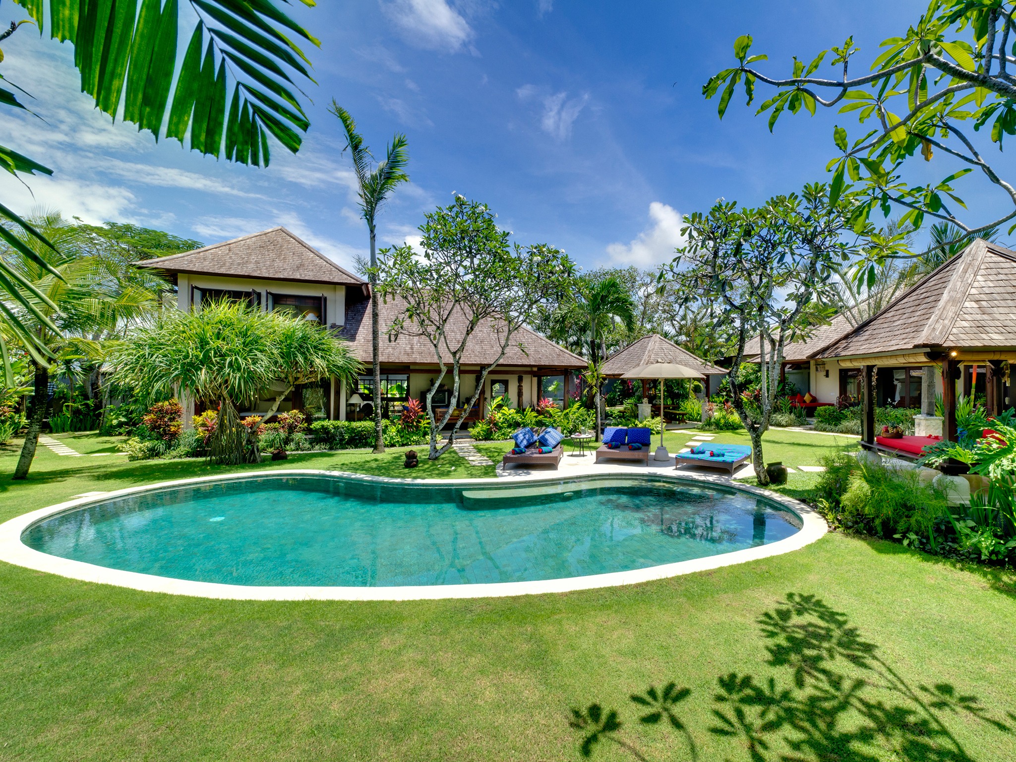 1. Villa Kakatua - Villa, pool and gardens - Villa Kakatua, Canggu, Bali